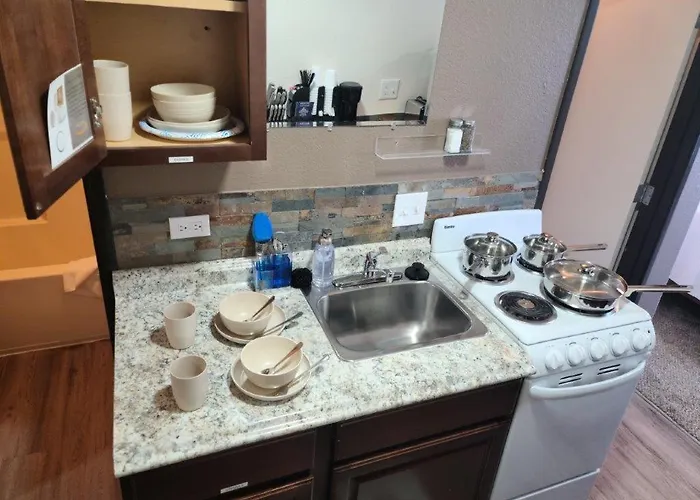 070a Grand Canyon With Kitchenette, Accommodates 4