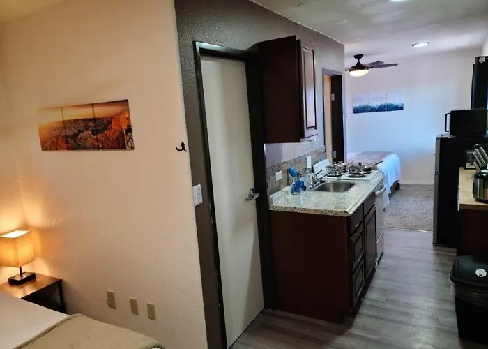 070a Grand Canyon With Kitchenette, Accommodates 4 *